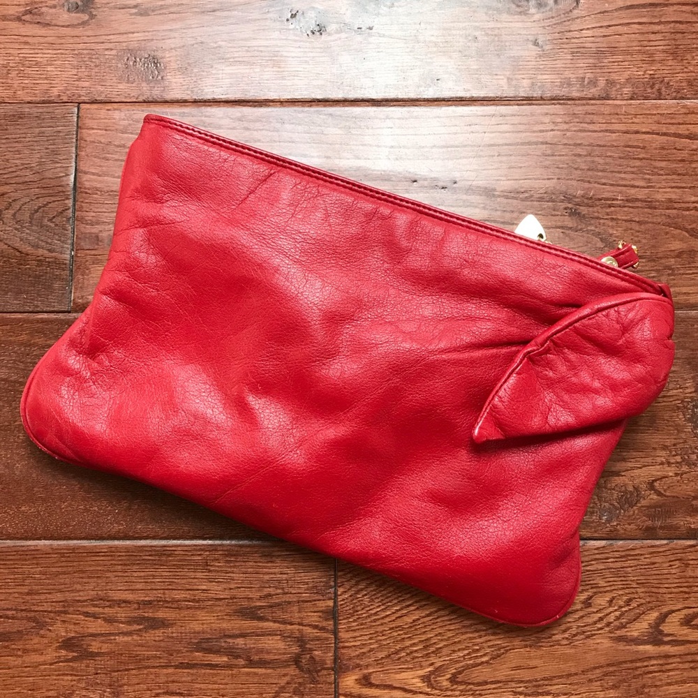 Brio Vintage Red Leather Shoulder Bag